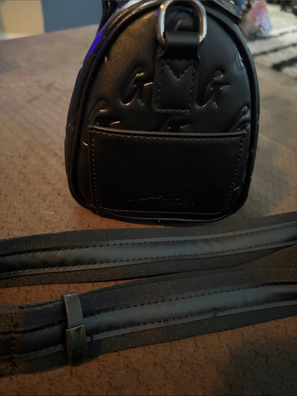 Glamaholic Lifestyle Mini Boston Bag - Picture 6 of 9